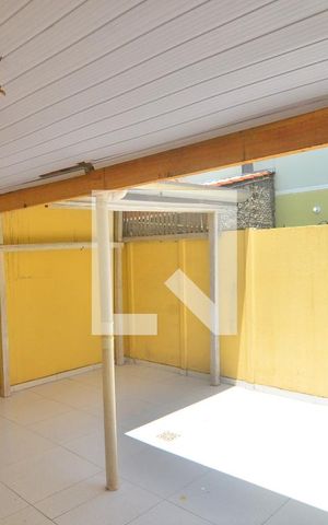 Casa de condomínio à venda com 65m², 2 quartos e 1 vagaVaranda