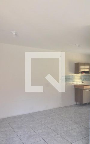 Casa de condomínio à venda com 65m², 2 quartos e 1 vagaSala