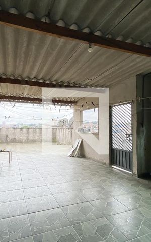Casa à venda com 250m², 3 quartos e 3 vagas Casa à venda com 250m², 3 quartos e 3 vagasÁrea de Serviço