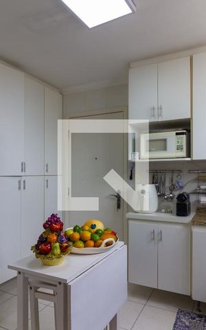 Apartamento à venda com 114m², 3 quartos e 2 vagas Apartamento à venda com 114m², 3 quartos e 2 vagasCozinha