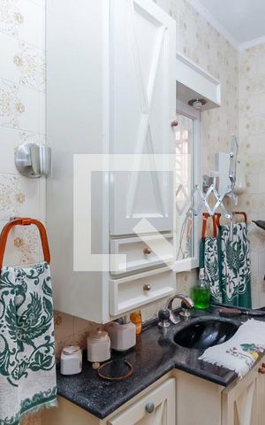 Casa à venda com 150m², 3 quartos e 2 vagas Casa à venda com 150m², 3 quartos e 2 vagasBanheiro da Suíte