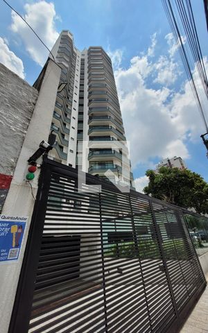 Apartamento à venda com 275m², 5 quartos e 3 vagas Apartamento à venda com 275m², 5 quartos e 3 vagasFachada do Prédio