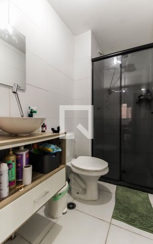 Apartamento à venda com 62m², 2 quartos e sem vaga Apartamento à venda com 62m², 2 quartos e sem vagaBanheiro