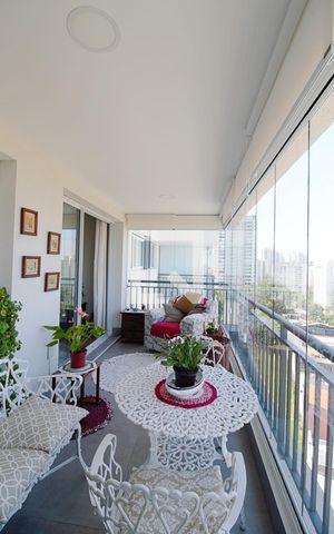 Apartamento à venda com 87m², 2 quartos e 2 vagas Apartamento à venda com 87m², 2 quartos e 2 vagasVaranda da Sala