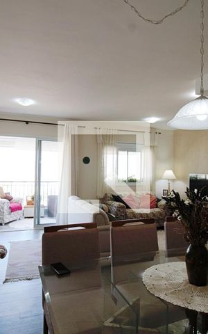 Apartamento à venda com 87m², 2 quartos e 2 vagas Apartamento à venda com 87m², 2 quartos e 2 vagasSala