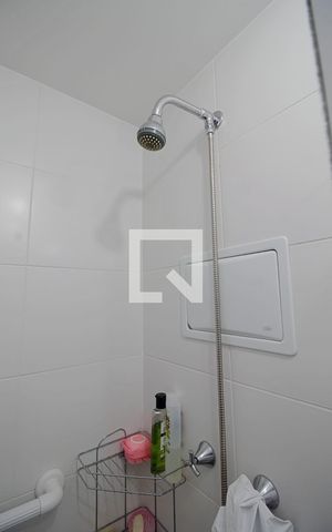 Apartamento à venda com 87m², 2 quartos e 2 vagas Apartamento à venda com 87m², 2 quartos e 2 vagasBanheiro