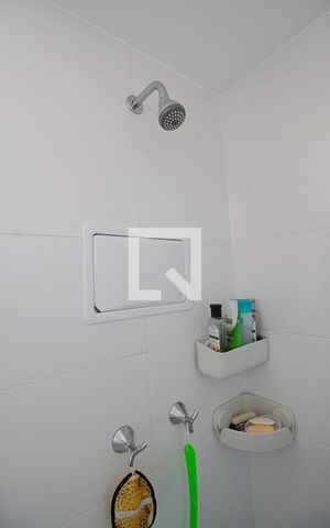Apartamento à venda com 87m², 2 quartos e 2 vagas Apartamento à venda com 87m², 2 quartos e 2 vagasBanheiro da Suíte 1