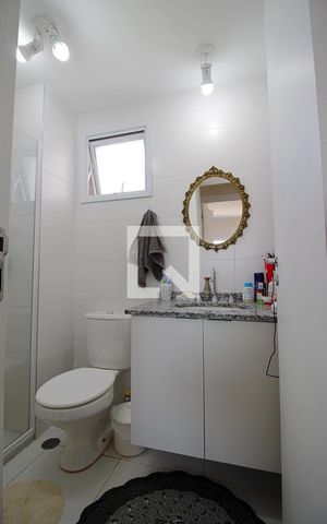 Apartamento à venda com 87m², 2 quartos e 2 vagas Apartamento à venda com 87m², 2 quartos e 2 vagasBanheiro