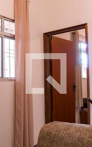 Casa à venda com 290m², 4 quartos e 3 vagasEscritório