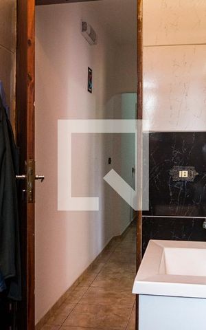 Casa à venda com 290m², 4 quartos e 3 vagasBanheiro Social