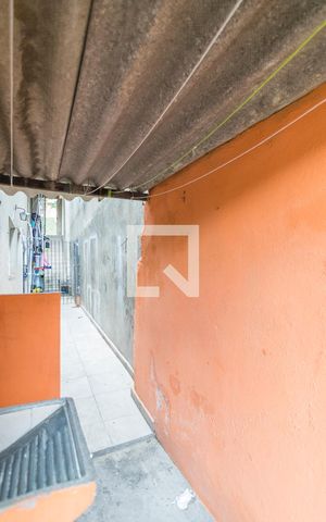 Casa à venda com 224m², 5 quartos e 2 vagas Casa à venda com 224m², 5 quartos e 2 vagasÁrea de Serviço Edícula