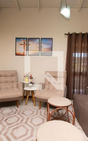 Casa à venda com 240m², 3 quartos e 2 vagassala