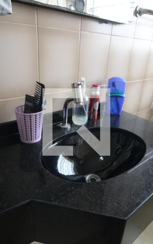 Casa à venda com 316m², 4 quartos e 2 vagasBanheiro 1