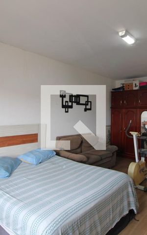Casa à venda com 316m², 4 quartos e 2 vagasQuarto 1