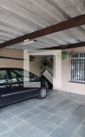 Casa à venda com 316m², 4 quartos e 2 vagasGaragem