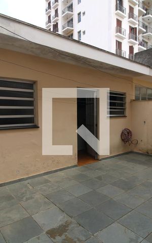 Casa à venda com 316m², 4 quartos e 2 vagasEdícula