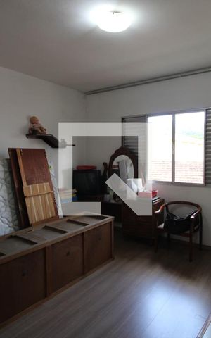 Casa à venda com 316m², 4 quartos e 2 vagasQuarto 2