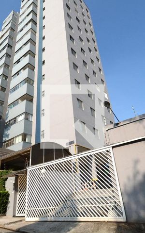 Apartamento para alugar com 80m², 2 quartos e 1 vagaFachada e portaria