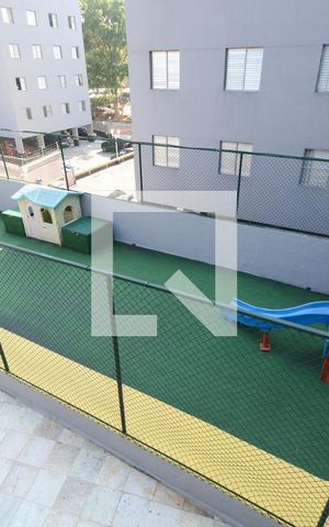 Apartamento para alugar com 80m², 2 quartos e 1 vagaÁrea comum - Playground