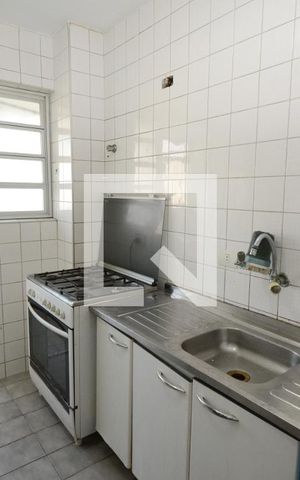 Apartamento para alugar com 80m², 2 quartos e 1 vagaCozinha