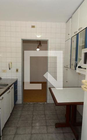 Apartamento para alugar com 80m², 2 quartos e 1 vagaCozinha