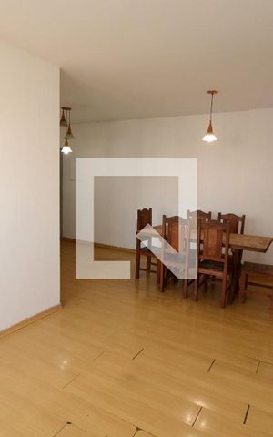 Apartamento para alugar com 80m², 2 quartos e 1 vagaSala