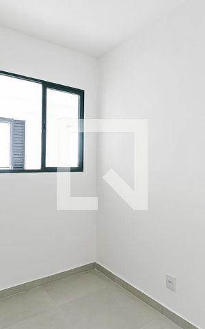 Apartamento para alugar com 44m², 2 quartos e sem vaga Apartamento para alugar com 44m², 2 quartos e sem vagaDormitório 2