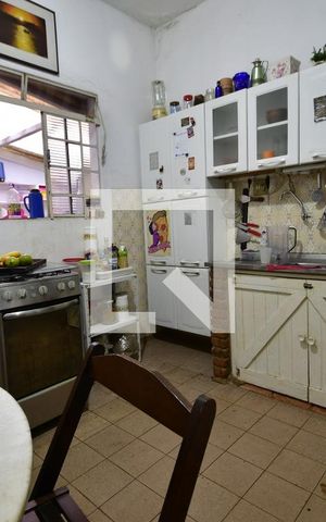 Casa à venda com 162m², 4 quartos e 2 vagasCozinha