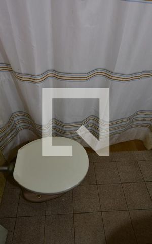 Casa à venda com 162m², 4 quartos e 2 vagasBanheiro