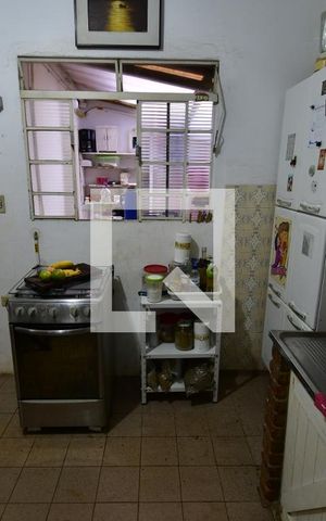 Casa à venda com 162m², 4 quartos e 2 vagasCozinha