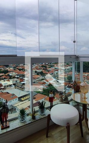 Apartamento à venda com 164m², 3 quartos e 4 vagasDetalhe da sala