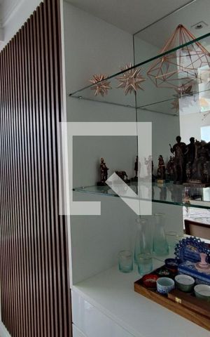 Apartamento à venda com 164m², 3 quartos e 4 vagasDetalhe da sala