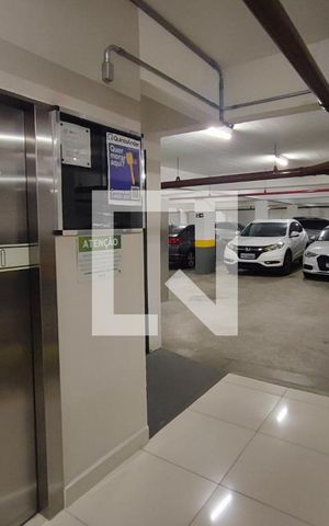 Apartamento à venda com 164m², 3 quartos e 4 vagasHall de entrada - Garagem