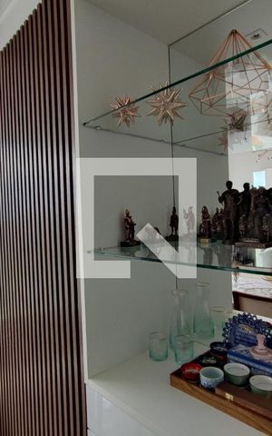 Apartamento à venda com 164m², 3 quartos e 4 vagasDetalhe da sala