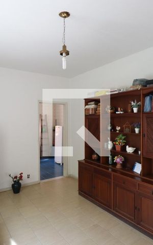Casa para alugar com 50m², 2 quartos e 1 vagaSala