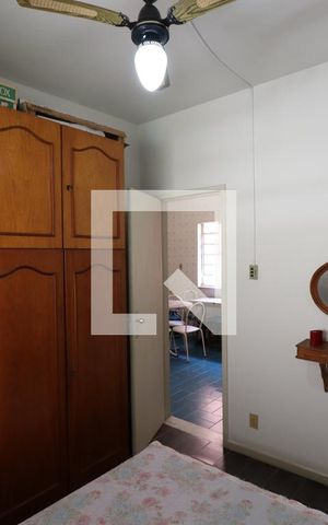 Casa para alugar com 50m², 2 quartos e 1 vagaQuarto