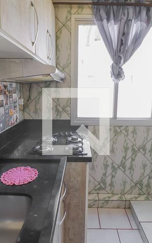 Apartamento à venda com 42m², 2 quartos e 1 vagaCozinha e Área de Serviço
