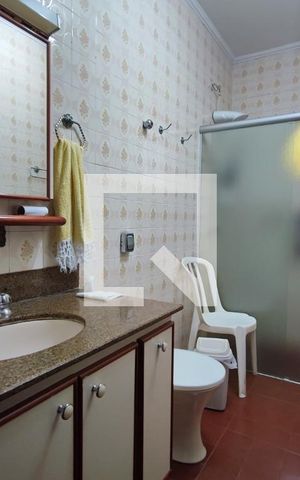 Casa para alugar com 280m², 5 quartos e 2 vagasBanheiro