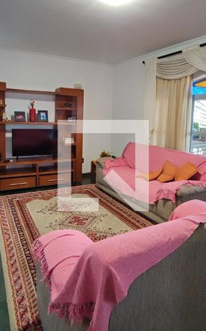 Casa para alugar com 280m², 5 quartos e 2 vagasSala de Estar 