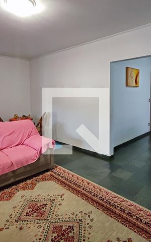 Casa para alugar com 280m², 5 quartos e 2 vagasSala de Estar 
