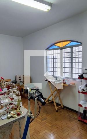 Casa para alugar com 280m², 5 quartos e 2 vagasQuarto 2