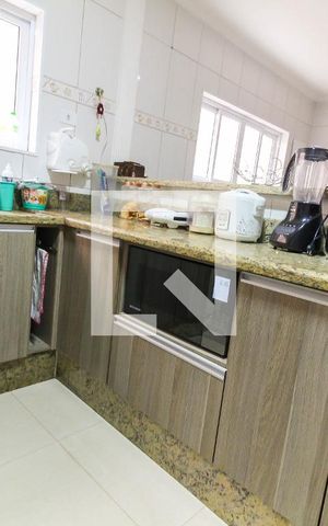 Casa à venda com 140m², 3 quartos e 2 vagas Casa à venda com 140m², 3 quartos e 2 vagasCozinha/Sala de Jantar