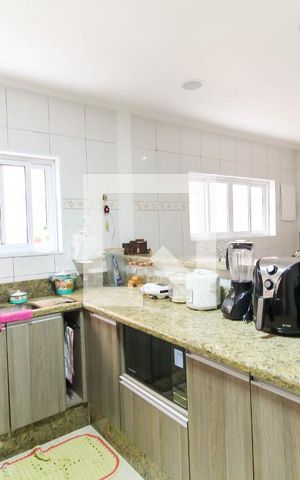 Casa à venda com 140m², 3 quartos e 2 vagas Casa à venda com 140m², 3 quartos e 2 vagasCozinha/Sala de Jantar
