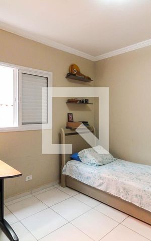 Casa à venda com 140m², 3 quartos e 2 vagas Casa à venda com 140m², 3 quartos e 2 vagasQuarto 1