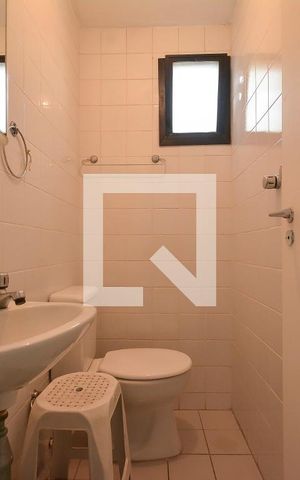 Apartamento à venda com 77m², 2 quartos e 1 vagaBanheiro de Serviço
