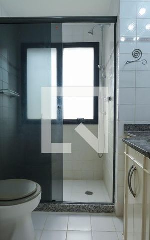 Apartamento à venda com 77m², 2 quartos e 1 vagaBanheiro da suíte