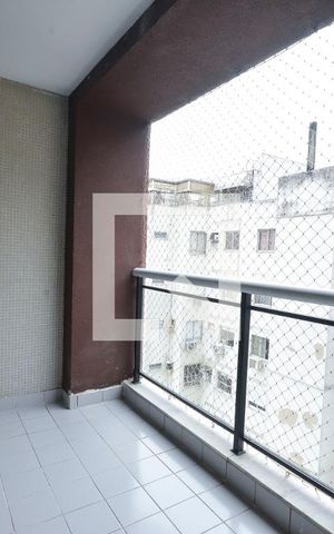 Apartamento à venda com 77m², 2 quartos e 1 vagaVaranda