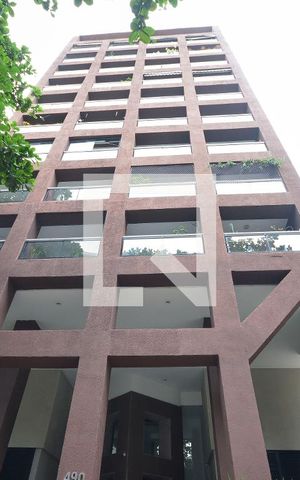 Apartamento à venda com 77m², 2 quartos e 1 vagaFachada