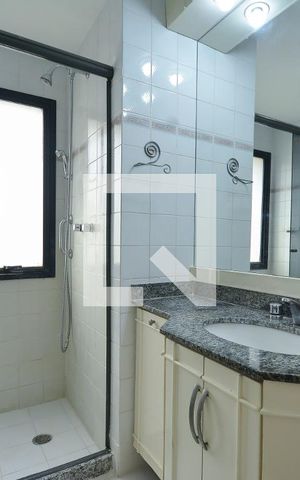 Apartamento à venda com 77m², 2 quartos e 1 vagaBanheiro da suíte