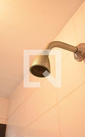 Apartamento à venda com 77m², 2 quartos e 1 vagaBanheiro de Serviço